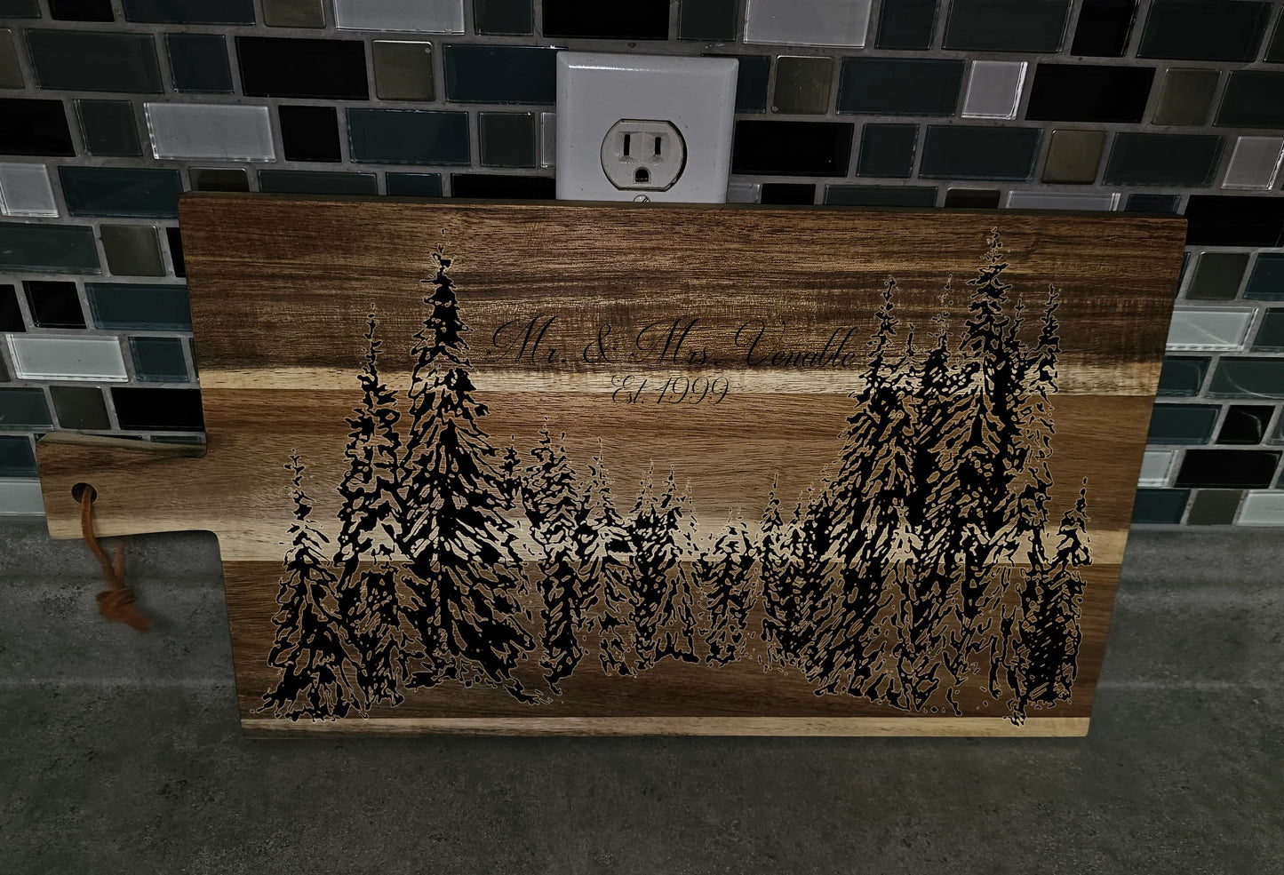 Custom Image Engraved Cutting Board – Photo or Artwork Engraving